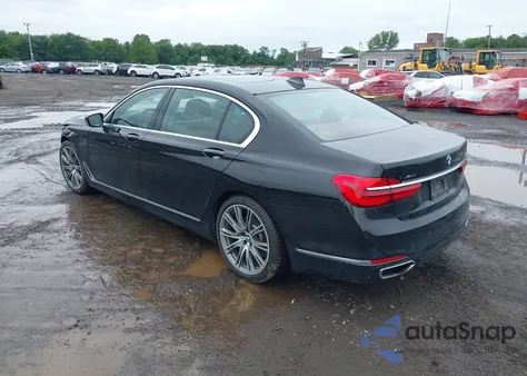 2018 BMW Alpina B7 xDrive z USA, uszkodzony, nr VIN WBA7F2C56JB238258